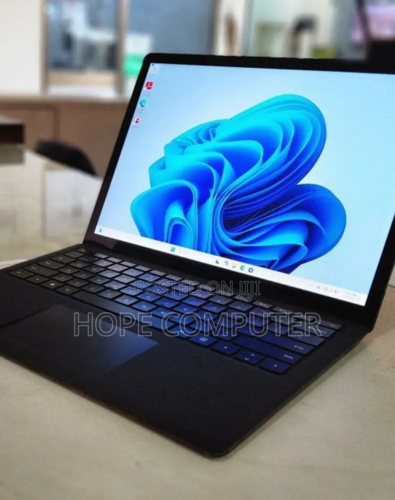 New Laptop Microsoft Surface 16GB Intel Core I7 SSD 512GB