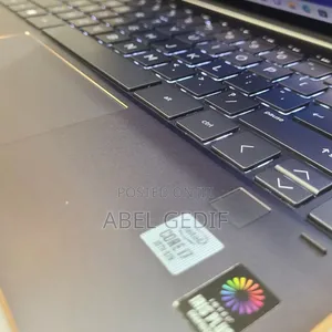 New Laptop HP Spectre X360 8GB Intel Core I7 SSD 512GB