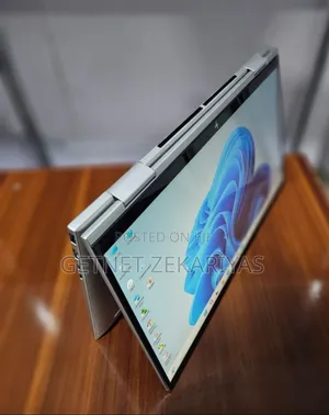New Laptop HP Envy X360 8GB Intel Core I5 SSD 512GB