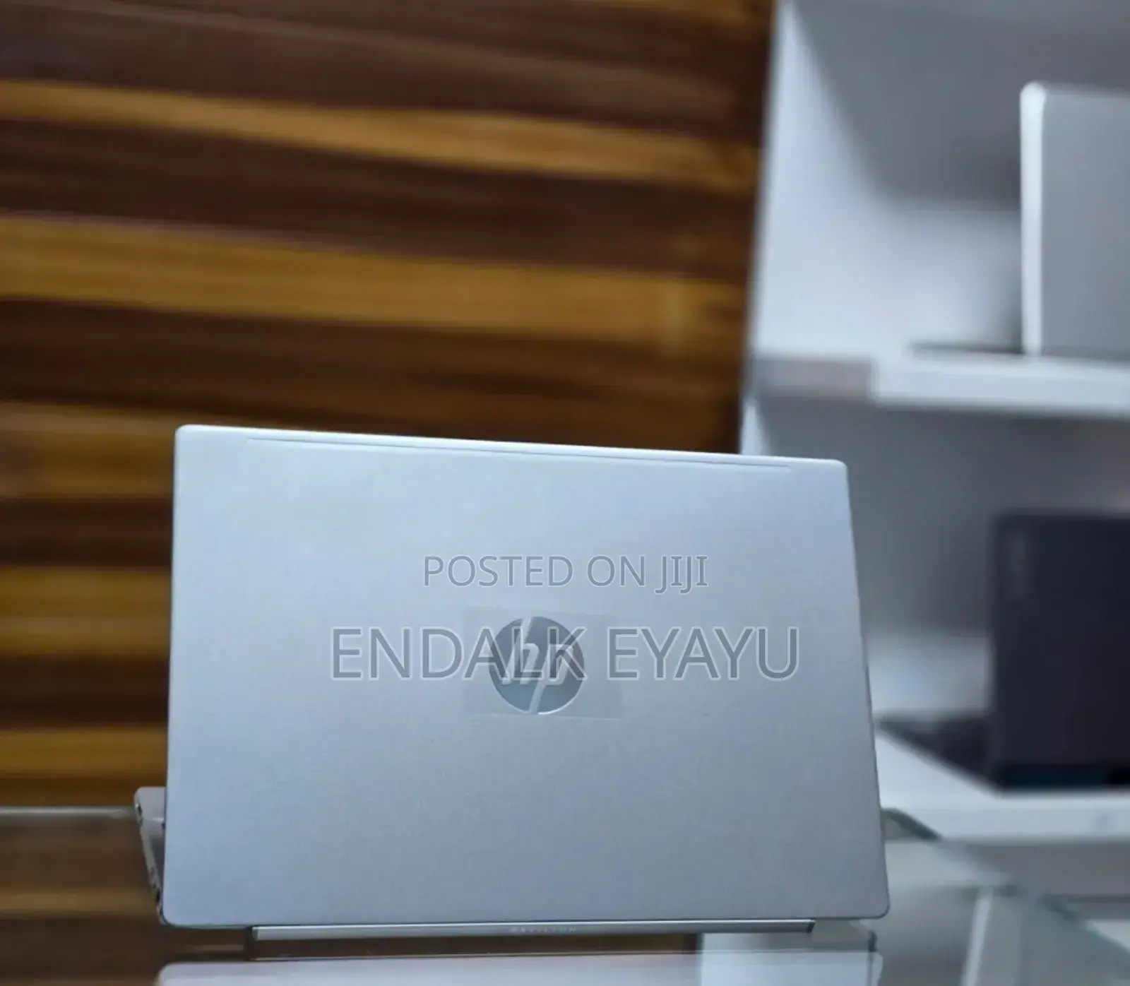 New Laptop HP Pavilion 15 8GB Intel Core i5 SSD 256GB