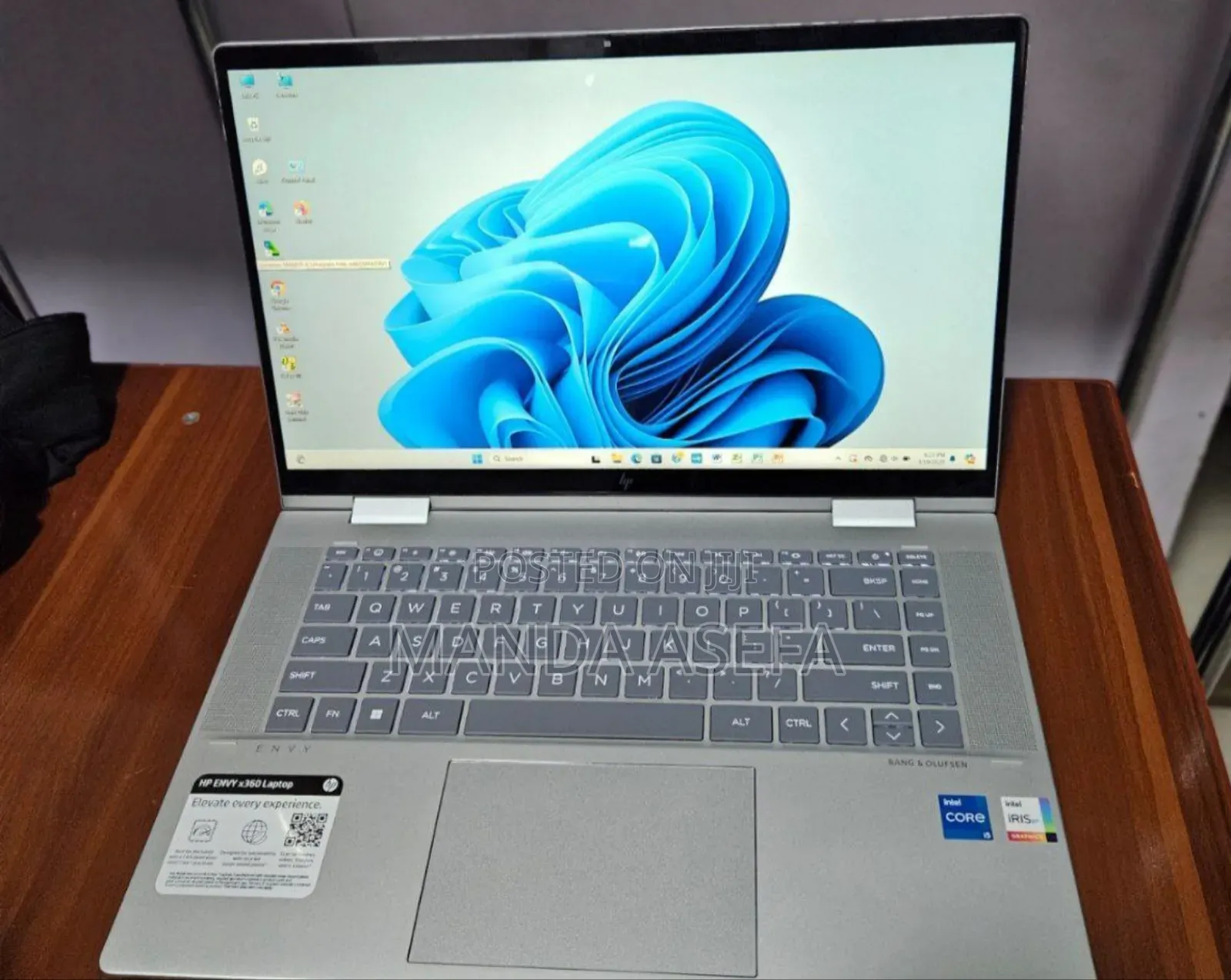 New Laptop HP Envy X360 8GB Intel Core I5 SSD 512GB