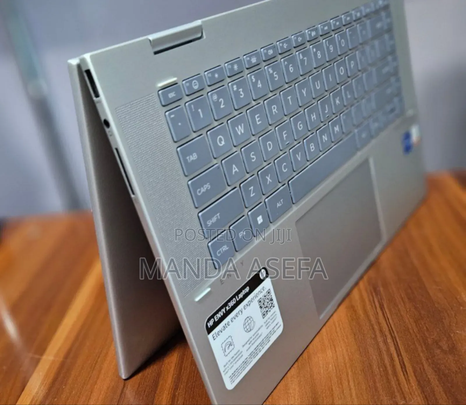 New Laptop HP Envy X360 8GB Intel Core I5 SSD 512GB