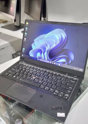New Laptop Lenovo ThinkPad X1 Carbon 16GB Intel Core I7 SSD 512GB