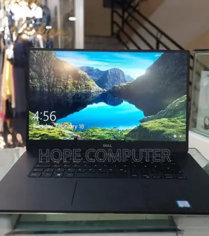 New Laptop Dell Precision 15 3520 16GB Intel Core I7 SSD 512GB