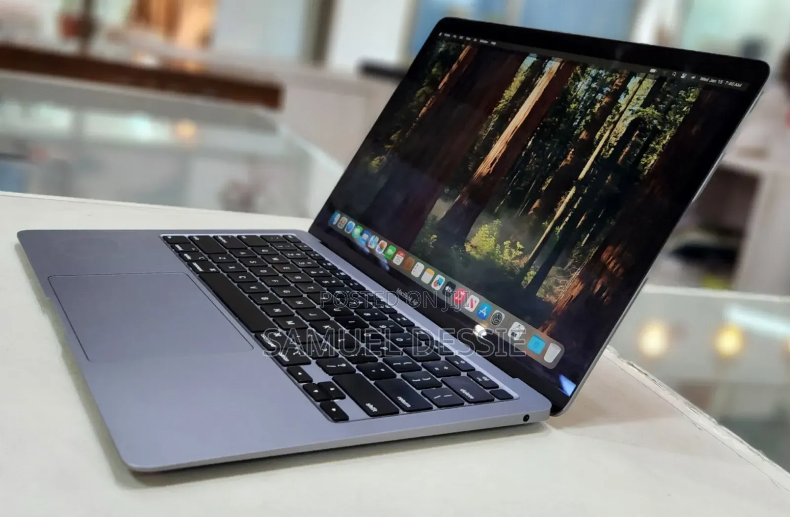 New Laptop Apple MacBook Air 2020 8GB Intel Core I3 SSD 256GB