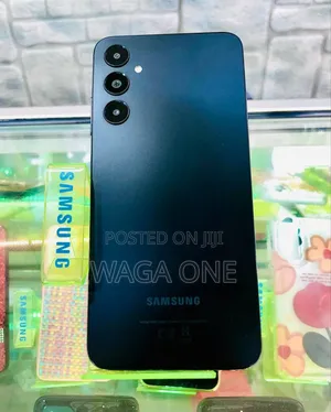 Photo - New Samsung Galaxy A05s 128 GB Black
