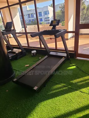 Photo - Adidas T23 በቤቶ ጤንነቶን የሚጠብቁበት ዘመናዊ የመሮጫ ማሽን