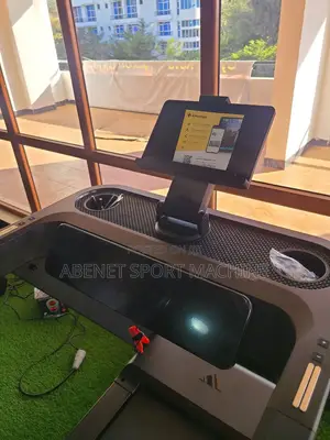 Photo - በቤቶ ጤንነቶን የሚጠብቁበት ዘመናዊ Adidas T23 የመሮጫ ማሽን