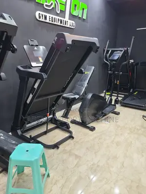 ዘመናዊ የአዉሮፓ ስታንዳርድ Adidas T19 Treadmill