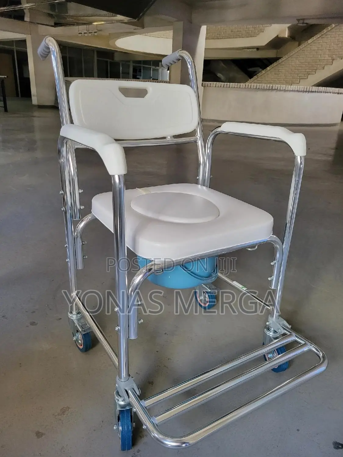 Bath Stool, 4 Wheel፶§Toilet Chair[]Πintimate Bucket/Commode