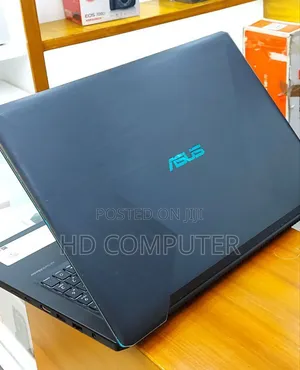 Laptop Asus VivoBook 15 X505BA 16GB Intel Core I7 SSD 1T