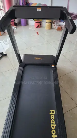 ዘመናዊ Reebok Fr30z Floatride Treadmill
