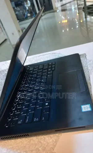 New Laptop Dell Latitude 5310 8GB Intel Core I7 SSD 256GB