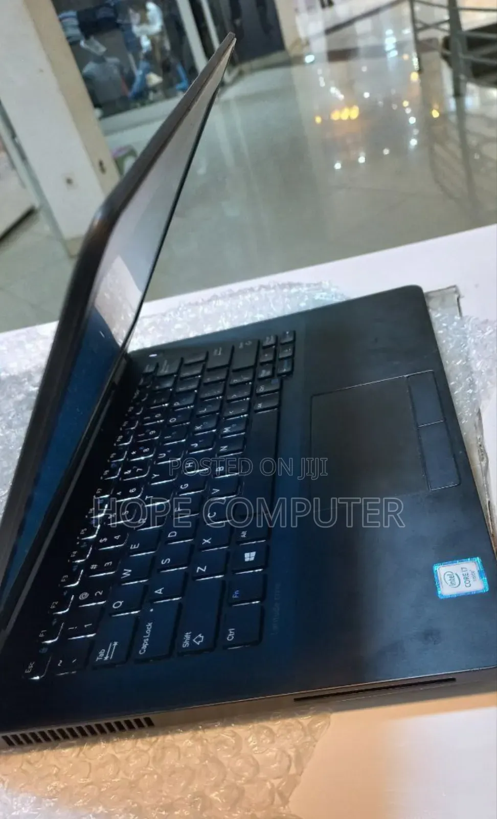 New Laptop Dell Latitude 5310 8GB Intel Core I7 SSD 256GB