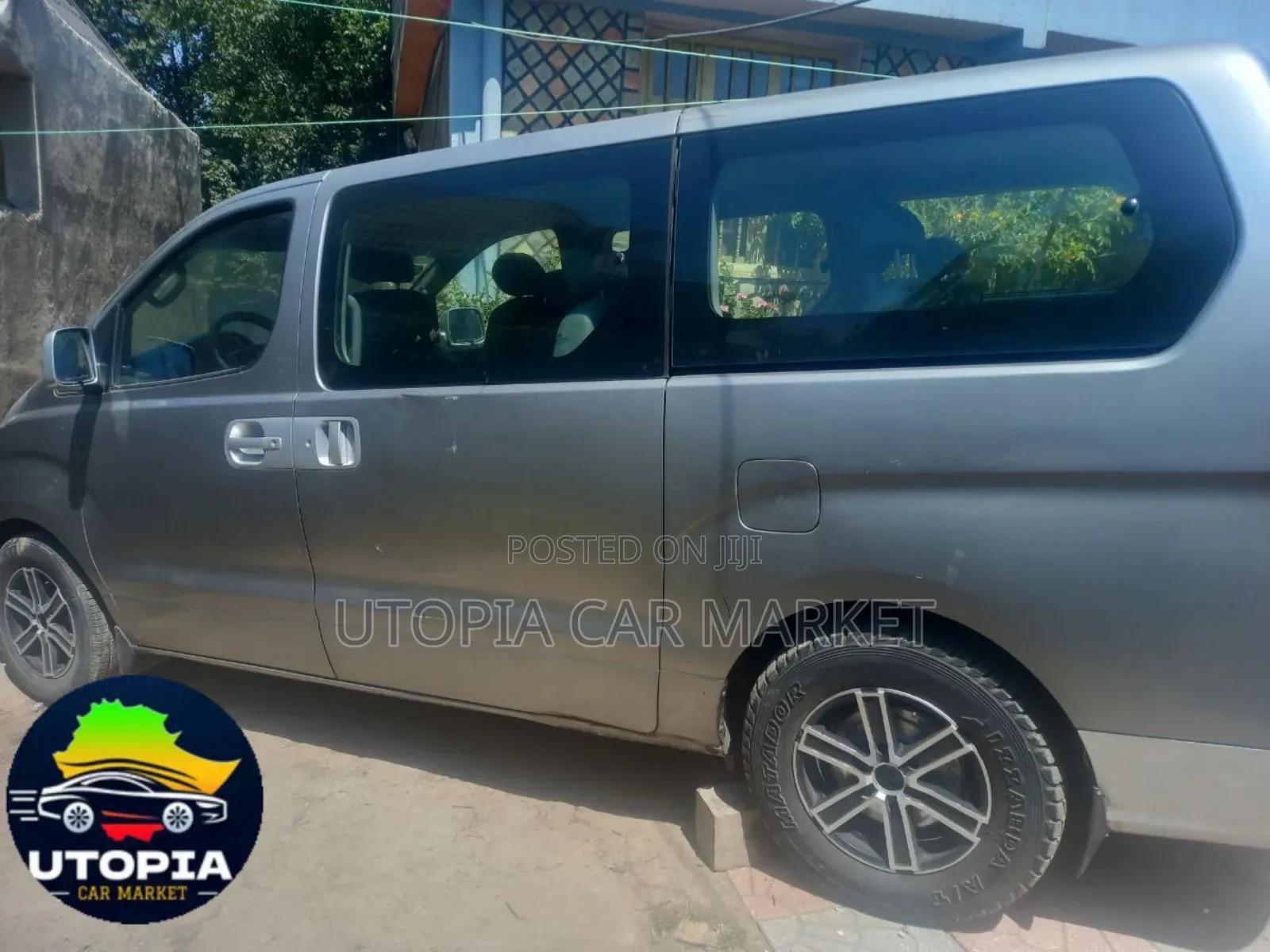 Hyundai H1 2.4 GLS 2012 Gray