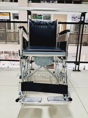 Toilet Wheelchair4wheelchair8wheelchair6wheelchair5wheelchai