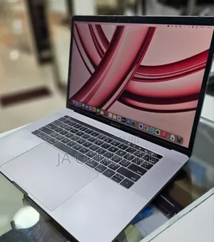 New Laptop Apple MacBook Pro 2019 32GB Intel Core I9 SSD 2T