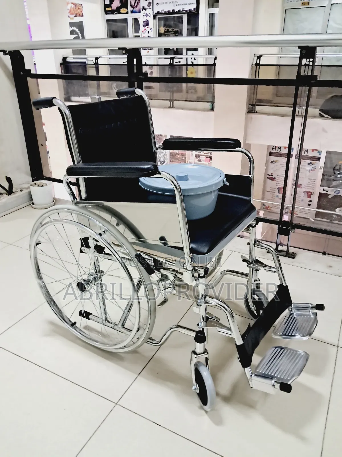 Toilet Wheelchair7wheelchair9wheelchair5wheelchair5wheelchai