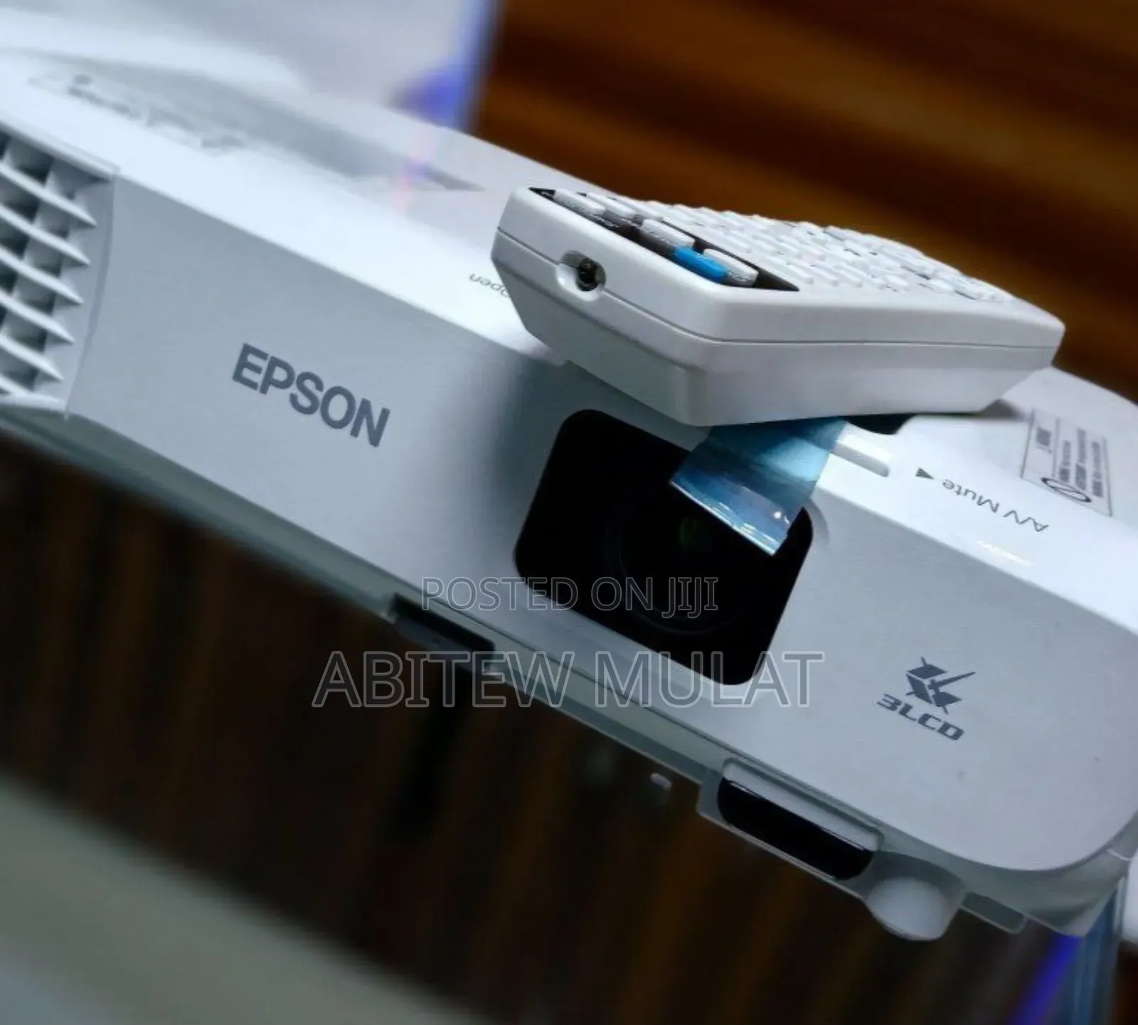 Brand New Epson Projector Has Remote Model Name: Eb-s05