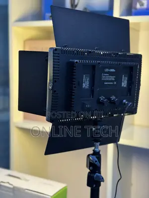 Photo - Led 800 for Camera and Phone With Tripod