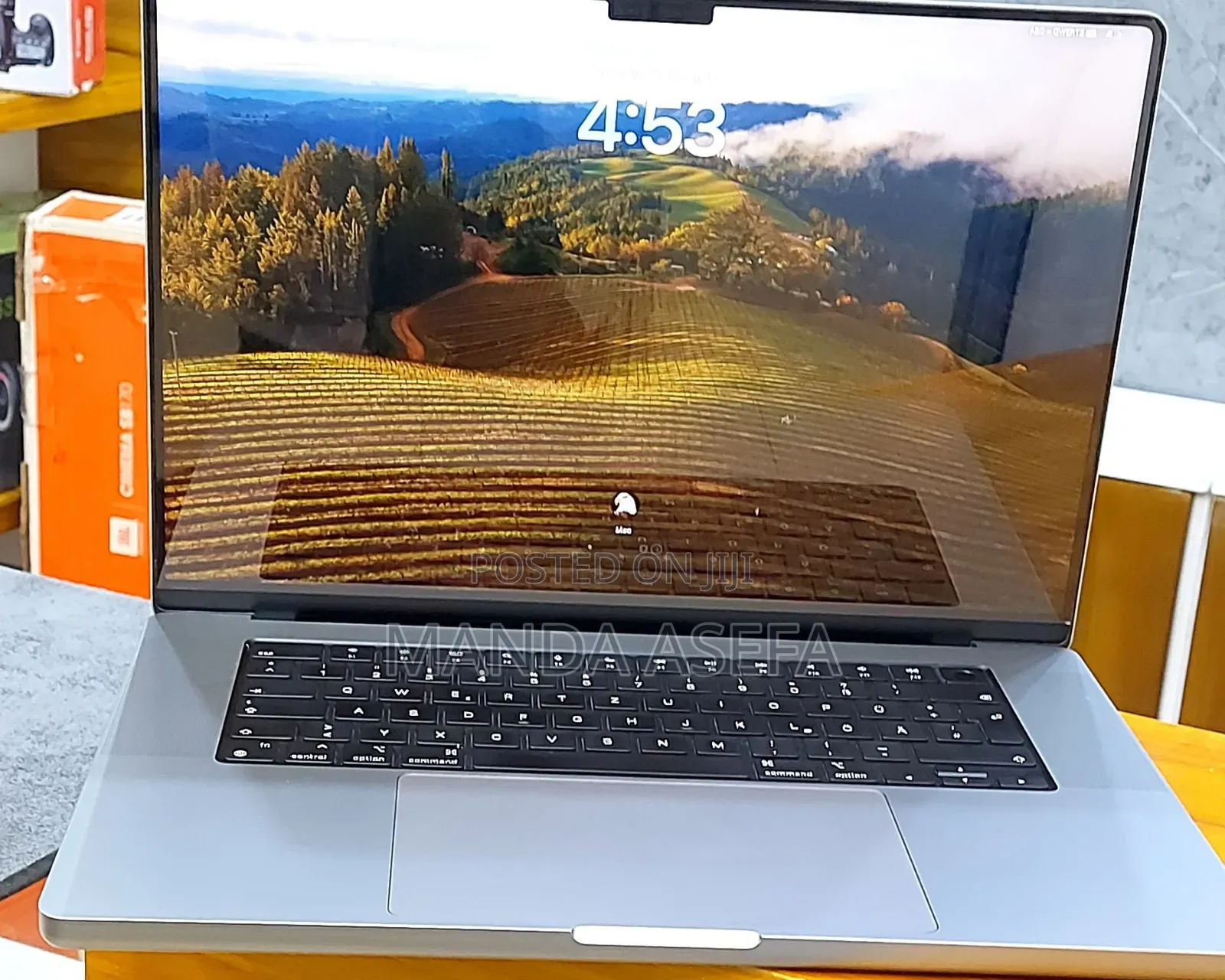 New Laptop Apple MacBook Pro M1 16GB Apple M1 SSD 1T