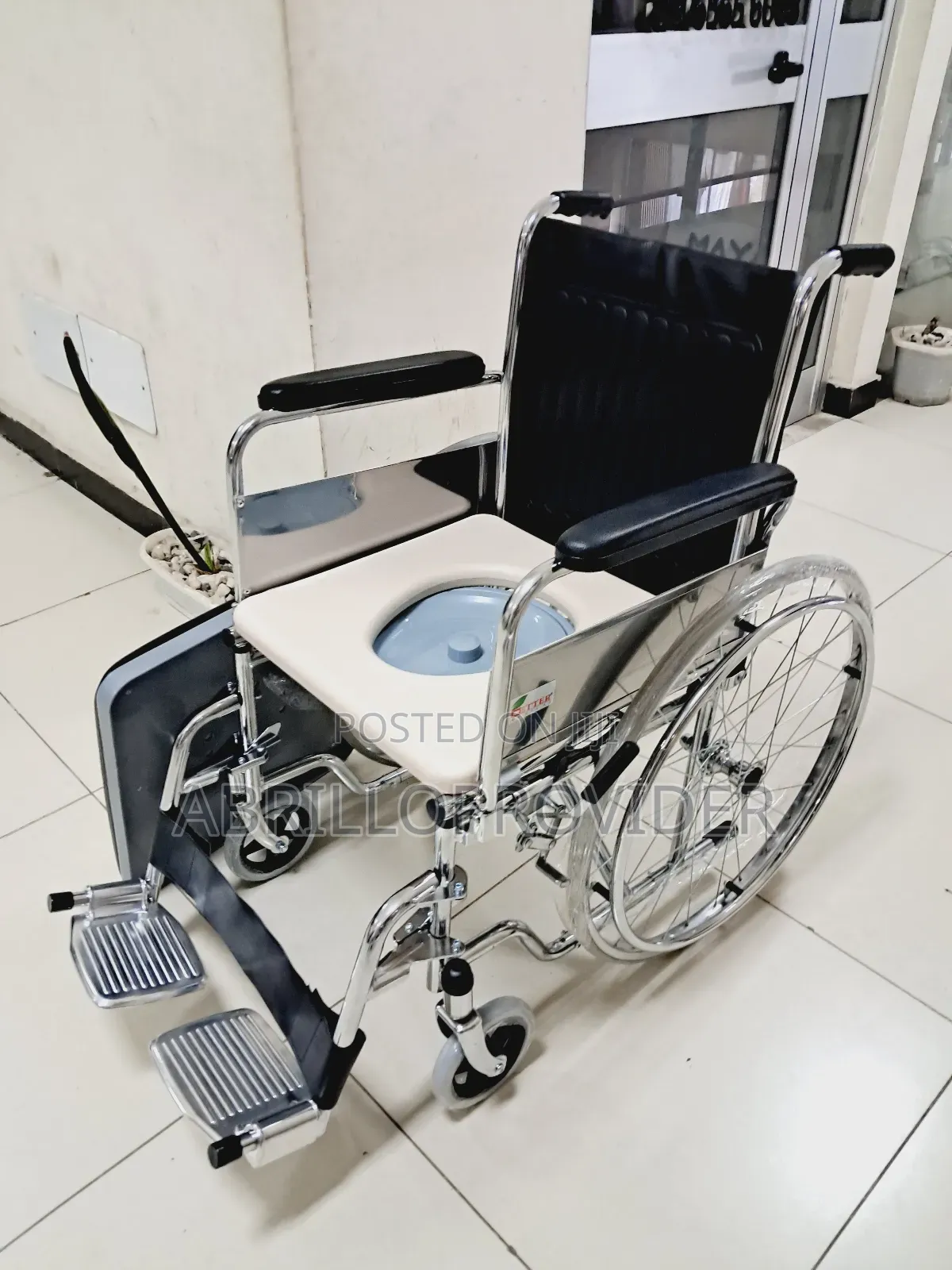 Toilet Wheelchair7wheelchair8wheelchair5wheelchair3wheelchai
