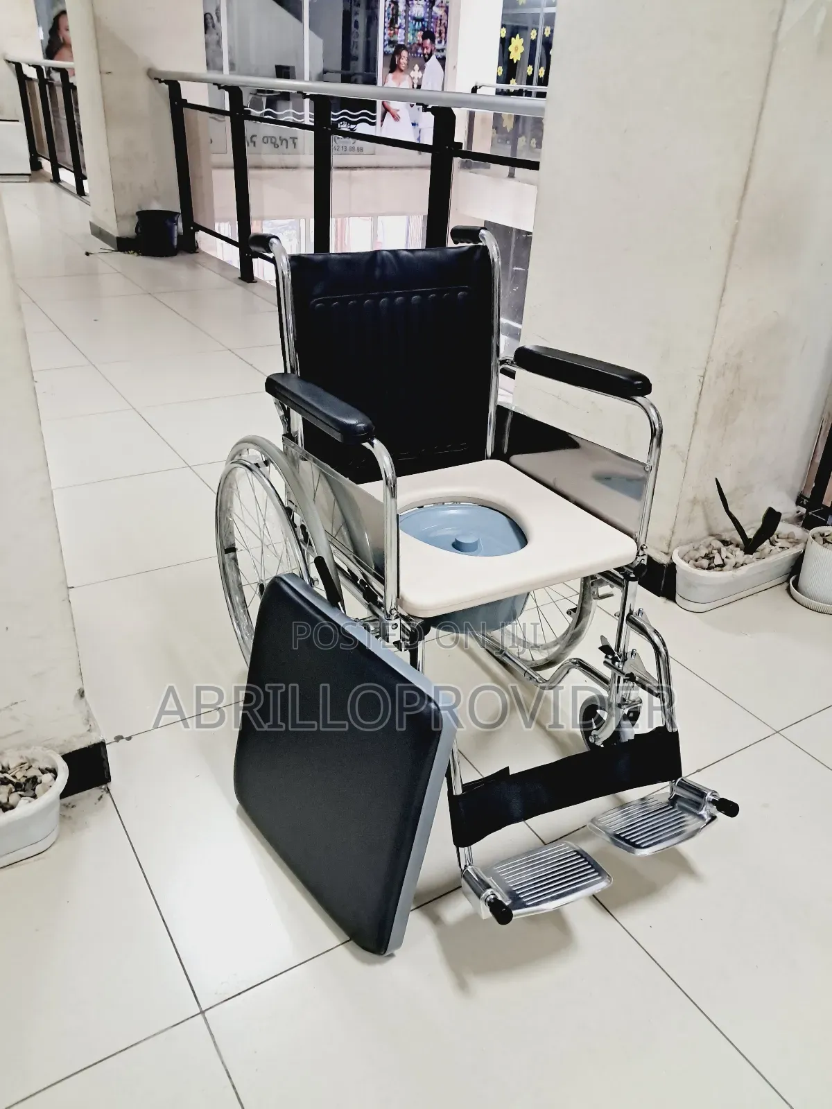 Toilet Wheelchair7wheelchair8wheelchair7wheelchair5wheelchai