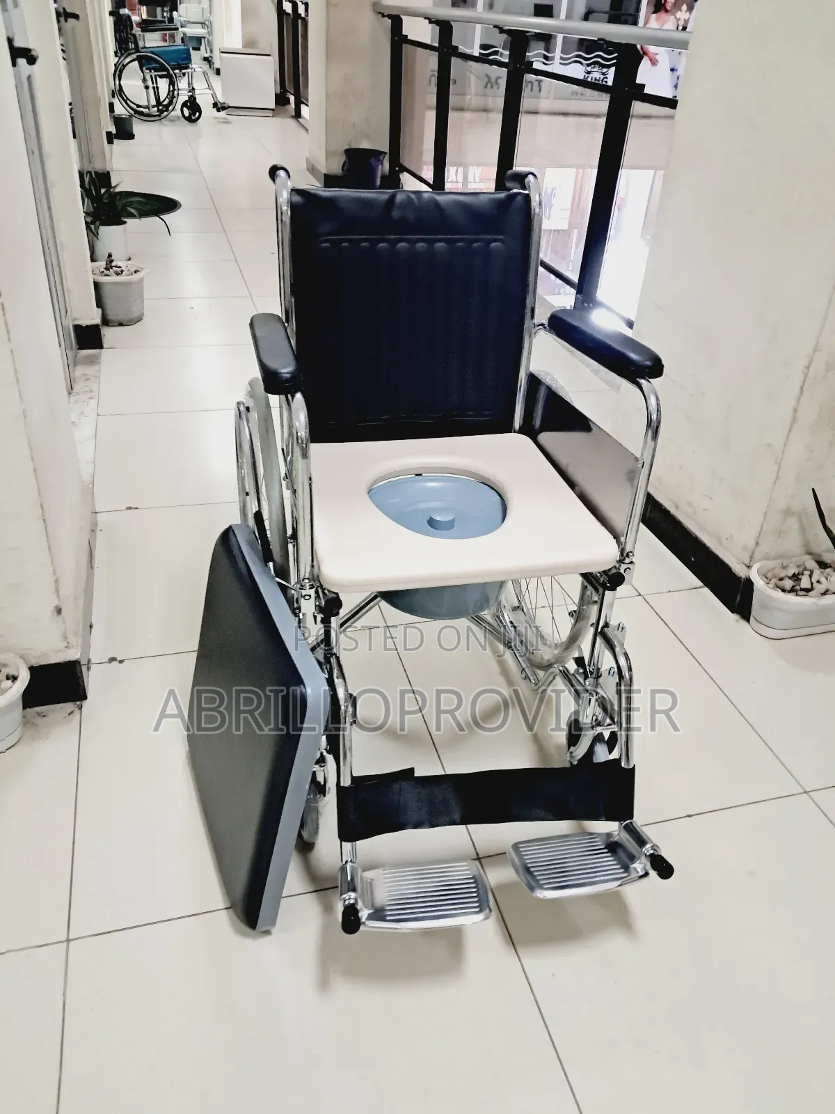 Toilet Wheelchair7wheelchair9wheelchair4wheelchair5wheelchai