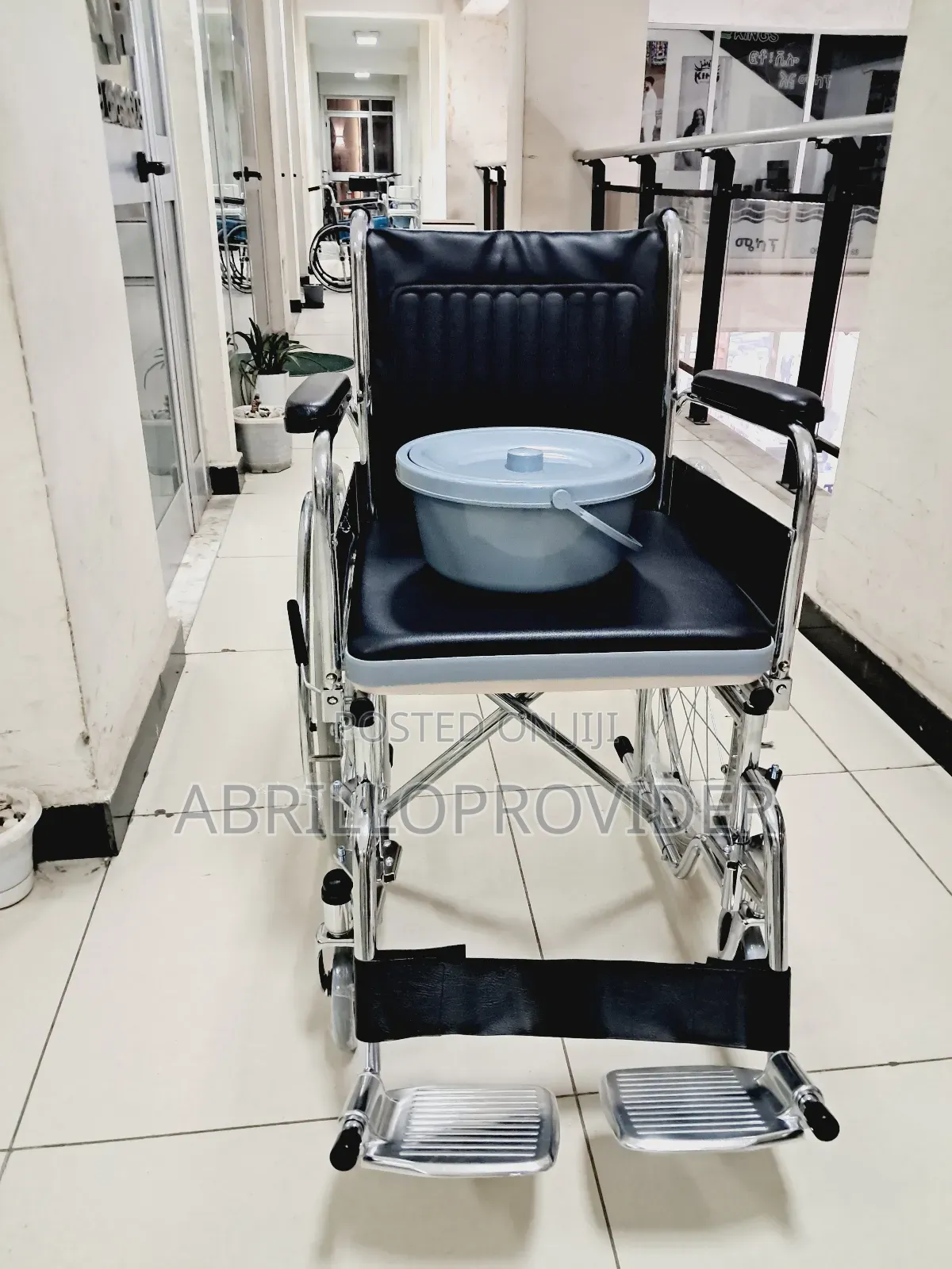 Toilet Wheelchair7wheelchair6wheelchair8wheelchair6wheelchai