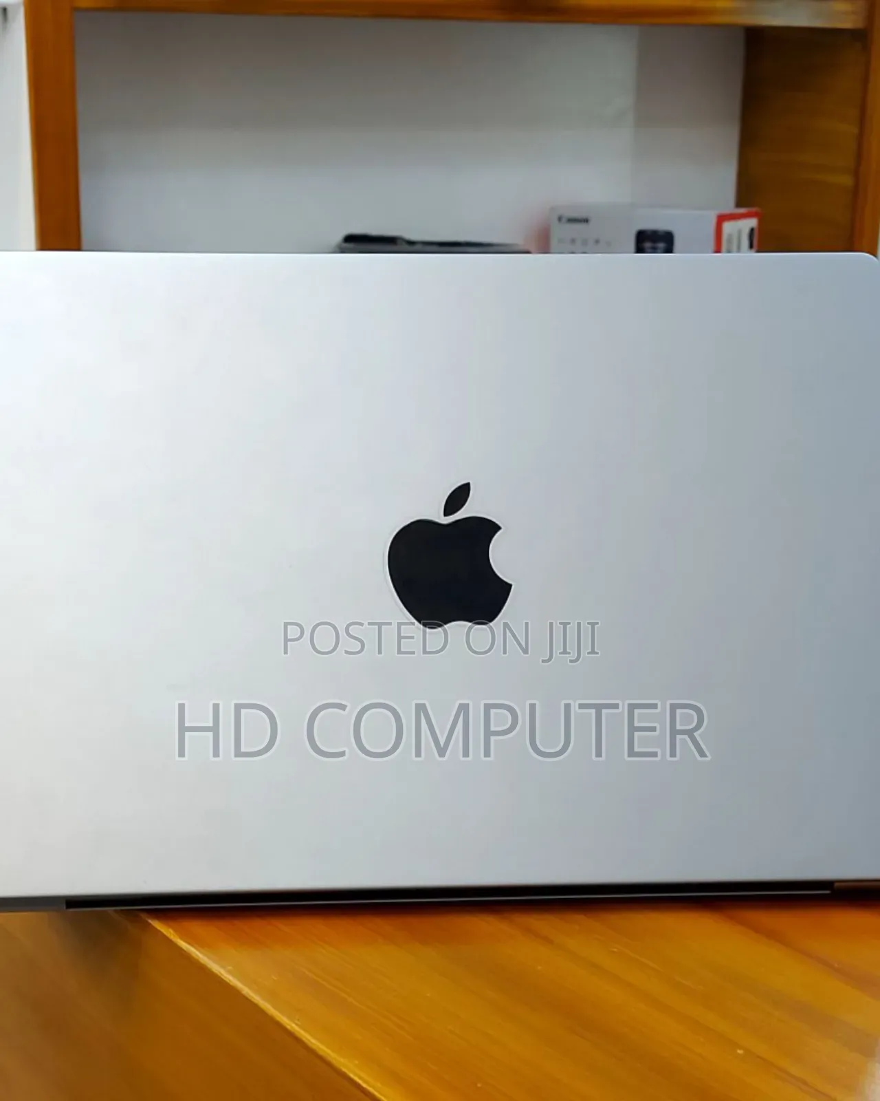 New Laptop Apple MacBook Pro 2021 M1 16GB Apple M1 Pro SSD 1T