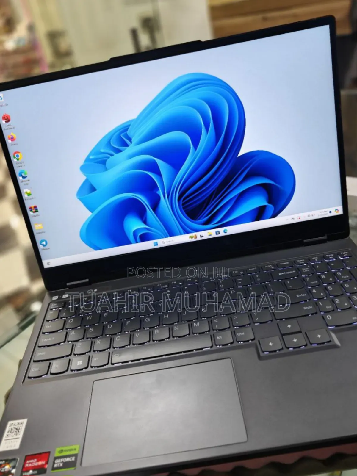 New Laptop Lenovo Legion 5 16GB AMD Ryzen 7 SSD 512GB