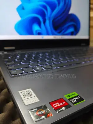 New Laptop Lenovo Legion 5 16GB AMD Ryzen 7 SSD 512GB