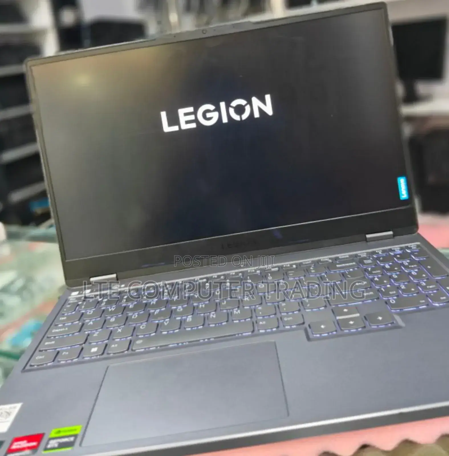 New Laptop Lenovo Legion 5 16GB AMD Ryzen 7 SSD 512GB