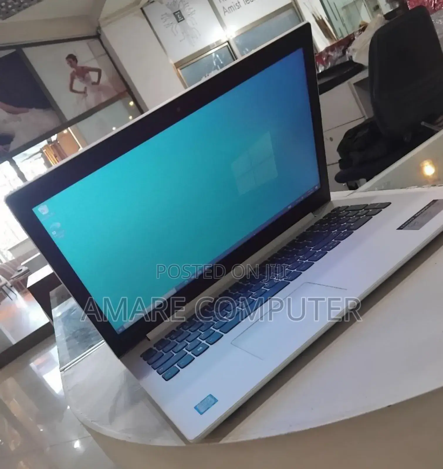 New Laptop Lenovo IdeaPad 330 8GB Intel Core I5 SSD 1T