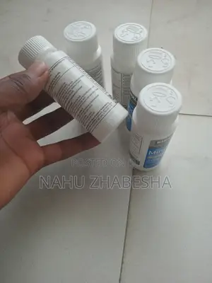 Photo - Minoxidili Kirkland1