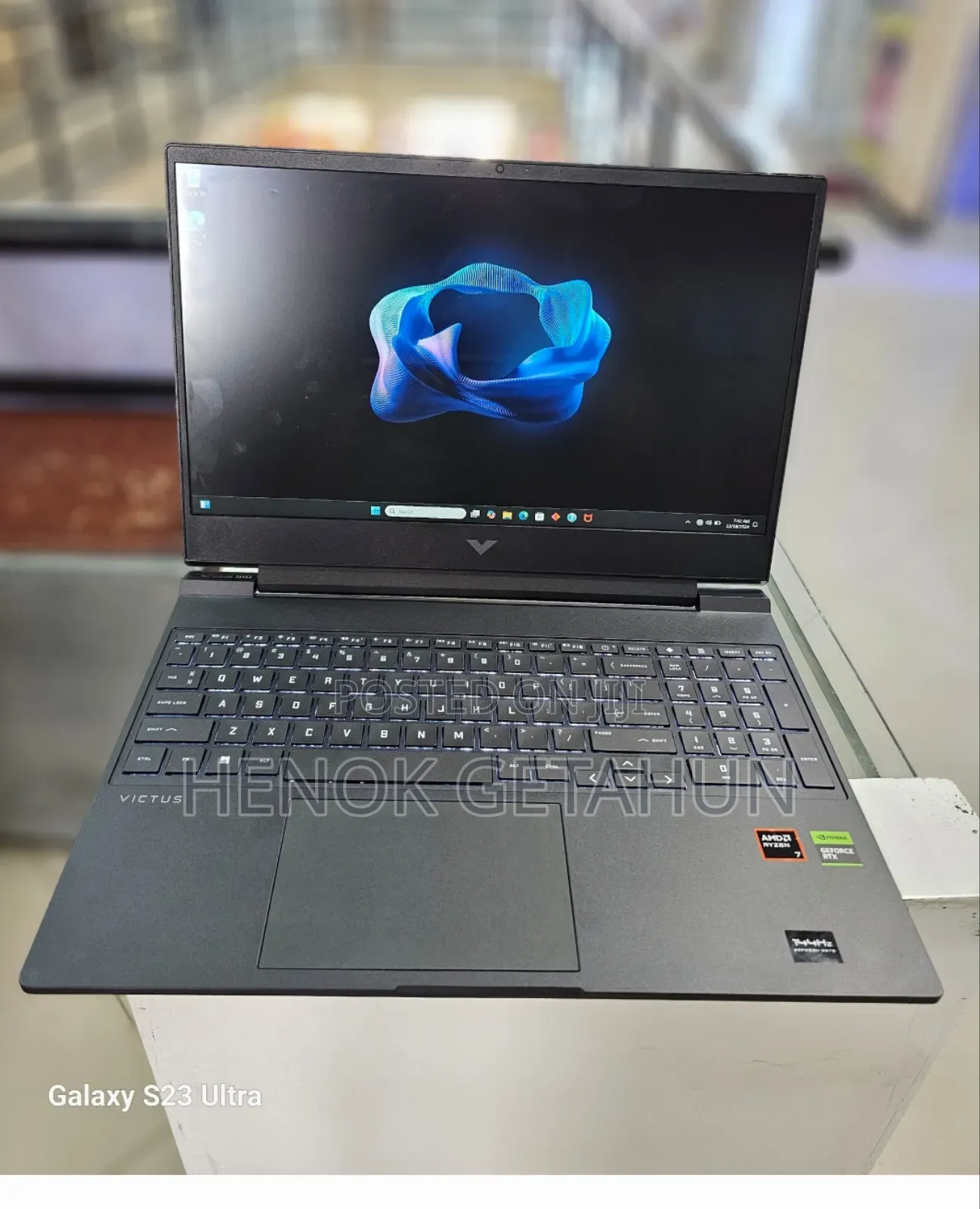 New Laptop HP Victus 15 16GB AMD Ryzen 7 SSD 1T
