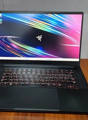 New Laptop Razer Blade 16GB Intel SSD 512GB