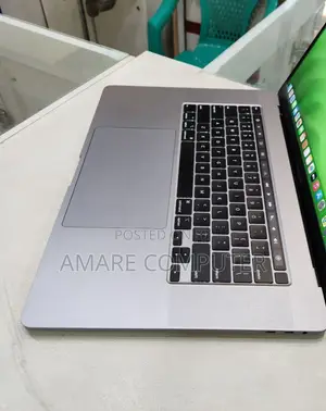 New Laptop Apple MacBook Pro 2019 16GB Intel Core I9 SSD 1T