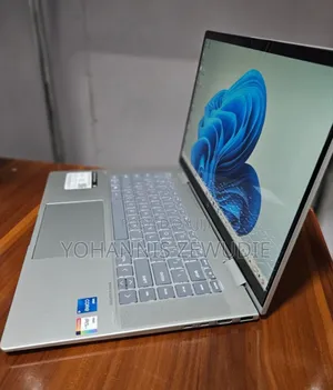 New Laptop HP Envy X360 8GB Intel Core I5 SSD 512GB