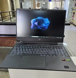 New Laptop HP Victus 16 16GB AMD Ryzen 7 SSD 1T