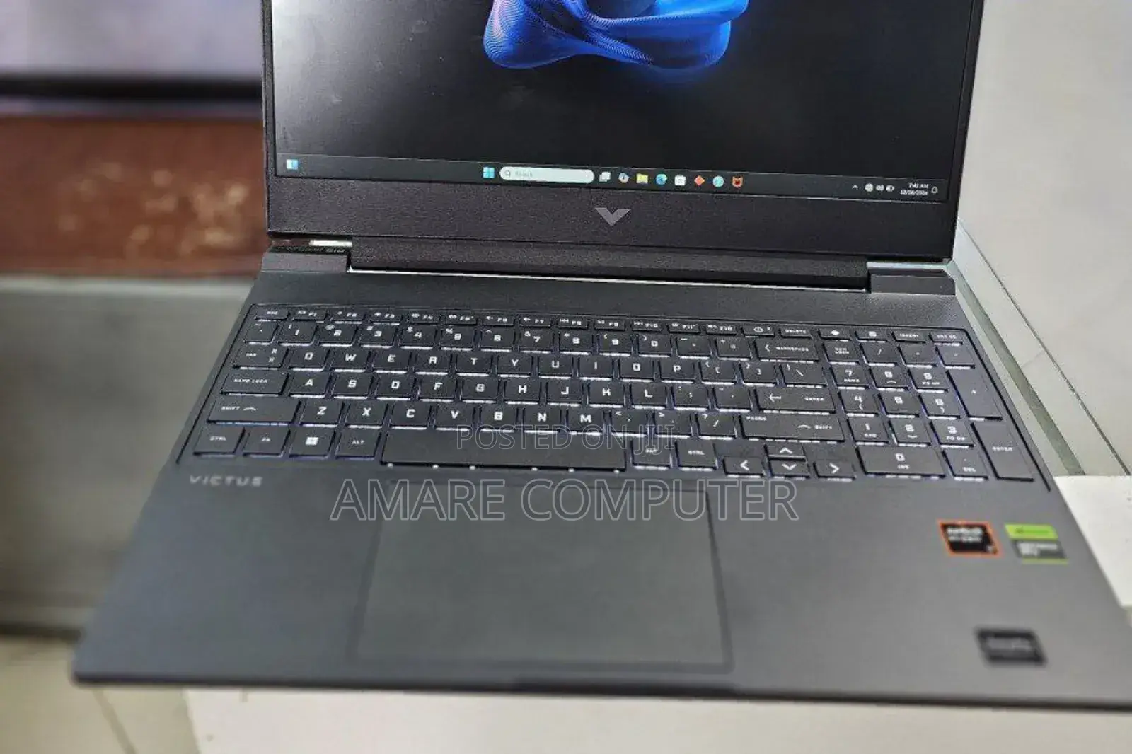 New Laptop HP Victus 16 16GB AMD Ryzen 7 SSD 1T