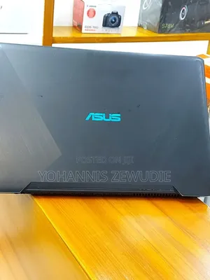 Laptop Asus VivoBook 15 X505BA 16GB Intel Core I7 SSD 512GB