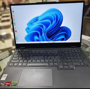 Photo - New Laptop Lenovo Legion 5 16GB AMD Ryzen 7 SSD 512GB