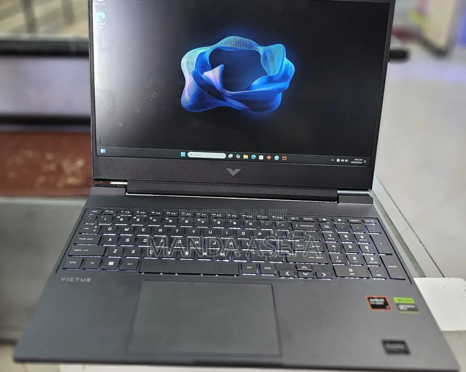 New Laptop HP Victus 16 16GB AMD Ryzen 7 SSD 1T