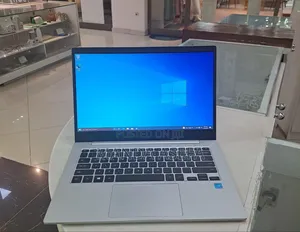 New Laptop Samsung 4GB Intel Pentium SSD 128GB