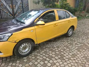 Chery Arrizo 3 1.5 FWD 2020 Yellow