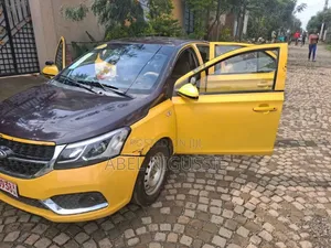 Chery Arrizo 3 1.5 FWD 2020 Yellow