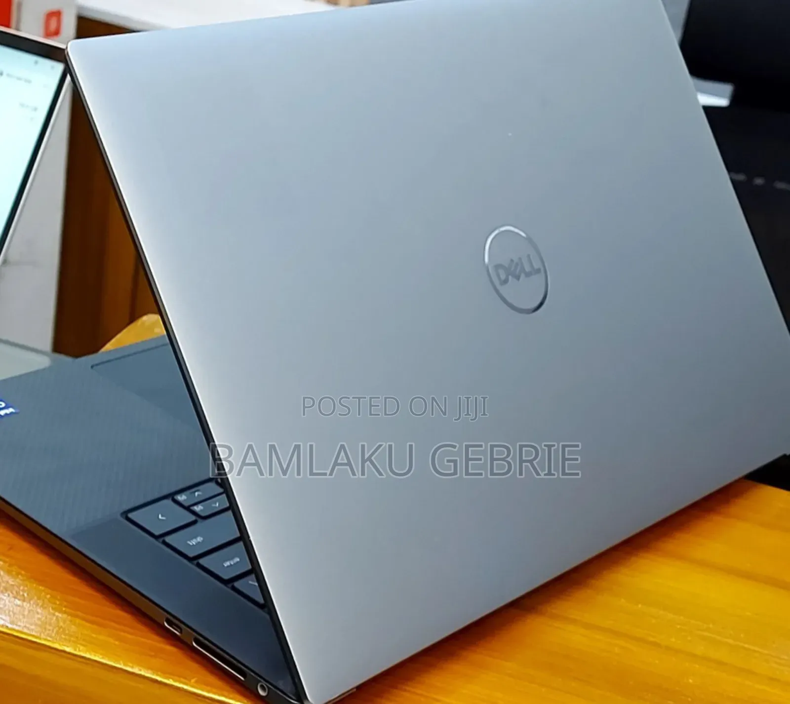 New Laptop Dell Precision 15 5510 32GB Intel Core I9 SSD 1T