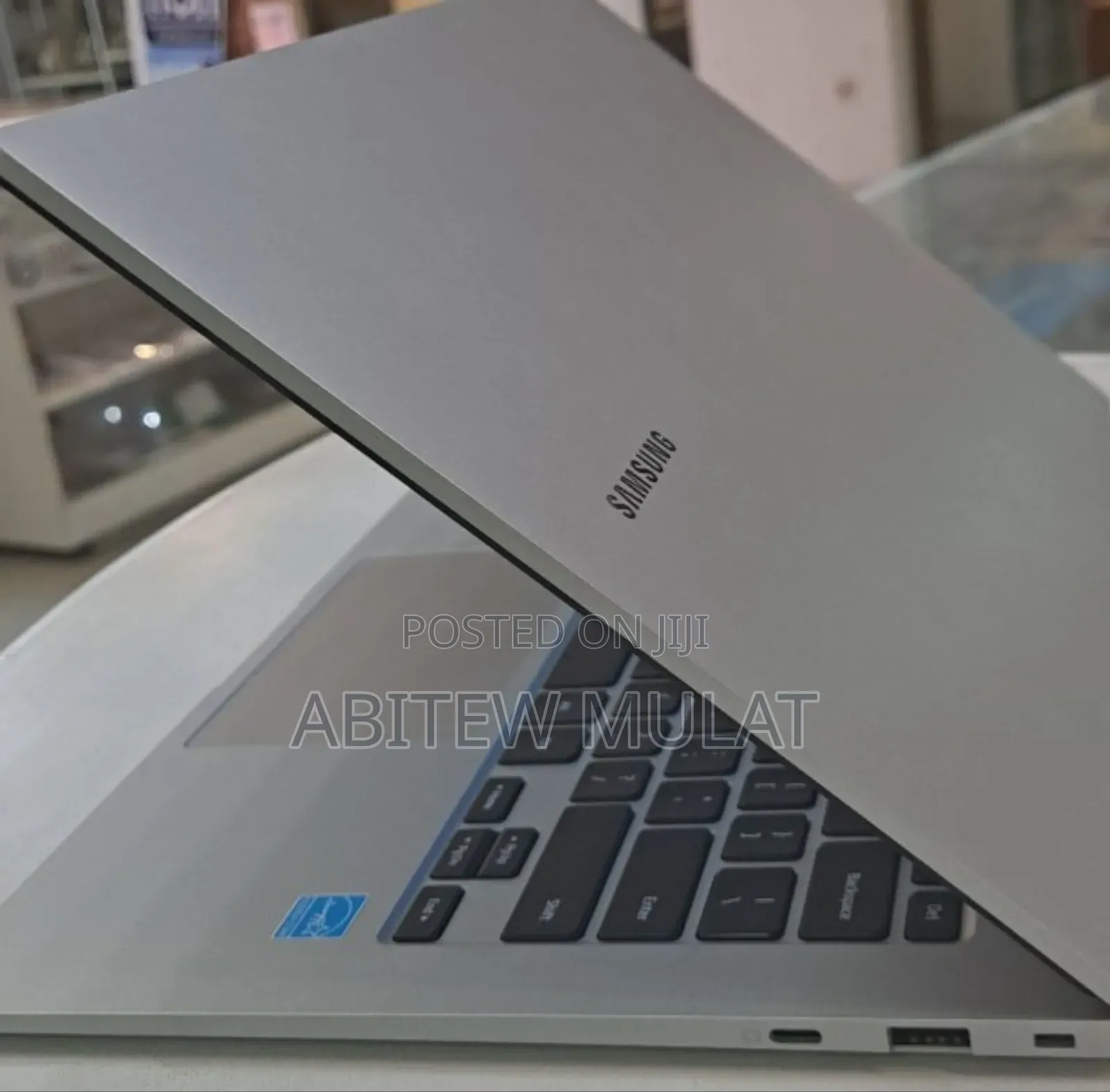 New Samsung Galaxy Book 2 4GB Qualcomm Snapdragon X Plus SSD 128GB