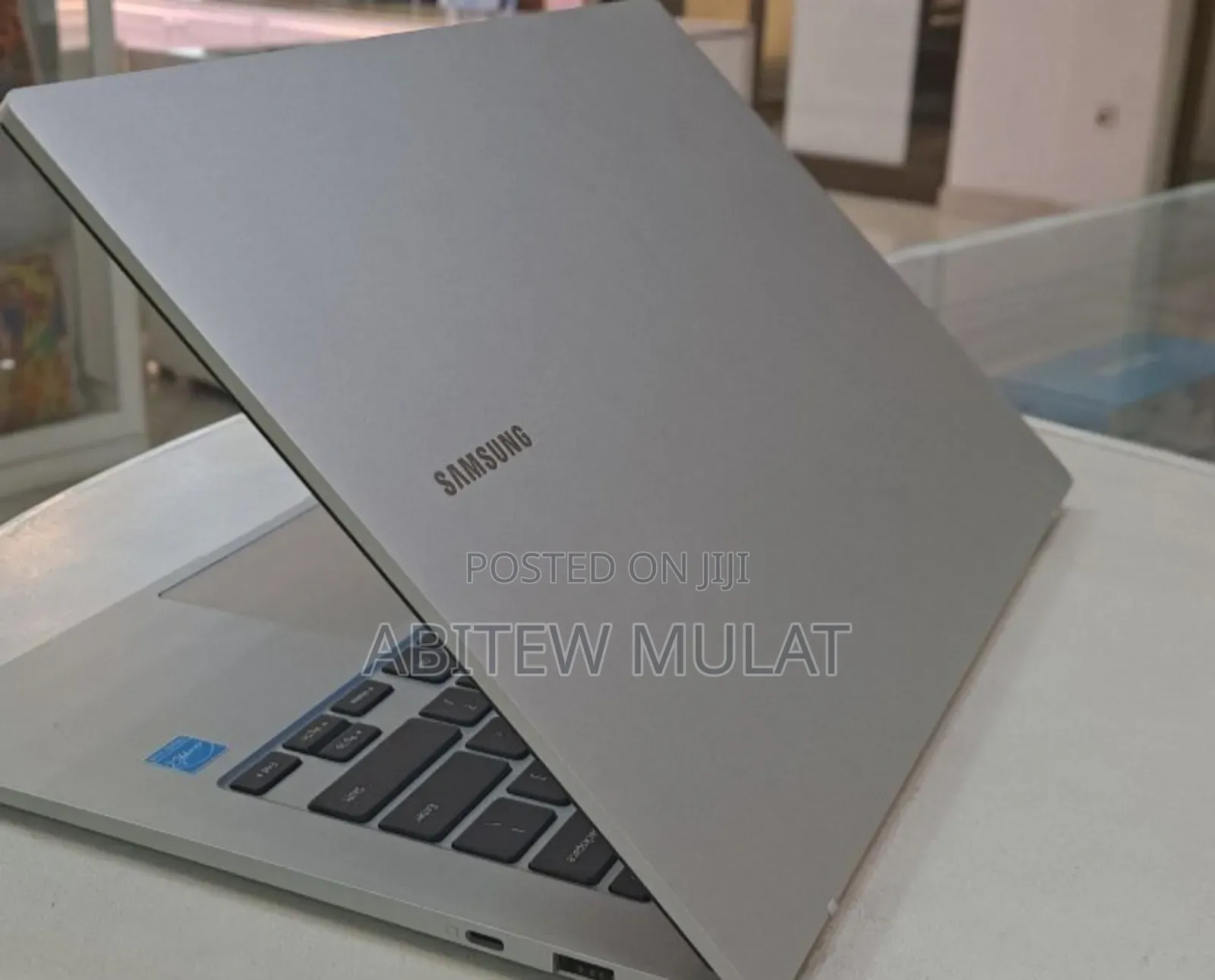 New Samsung Galaxy Book 2 4GB Qualcomm Snapdragon X Plus SSD 128GB